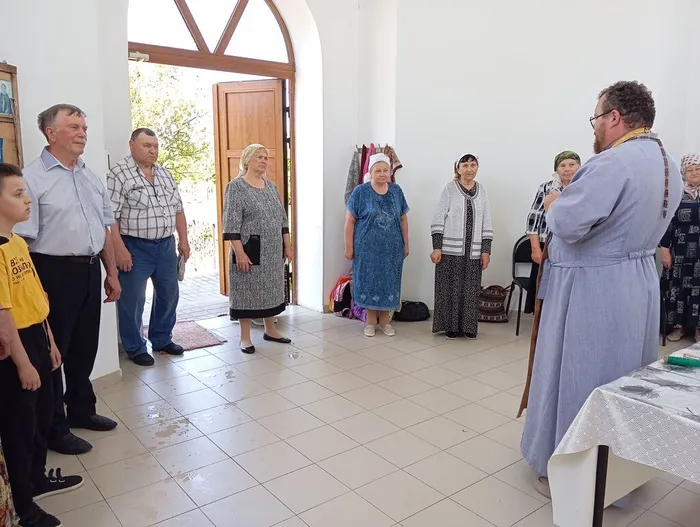 о. Дионисий и собеседники