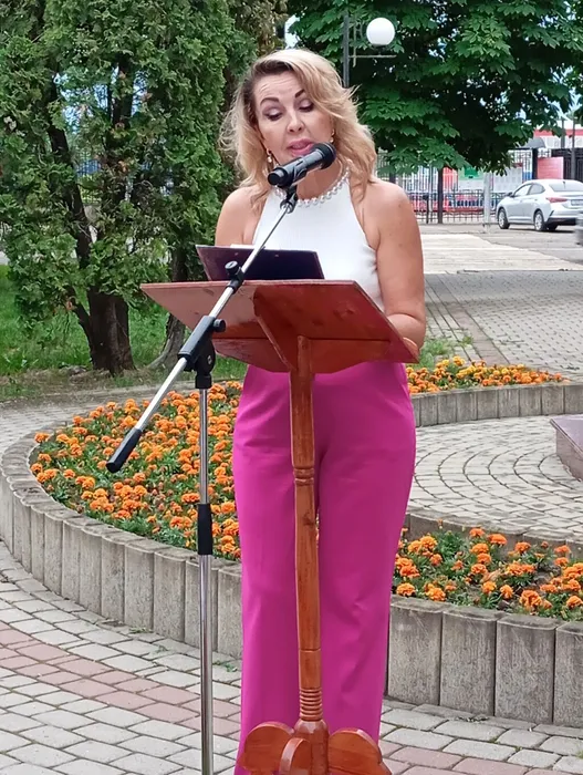 М. Дзюба